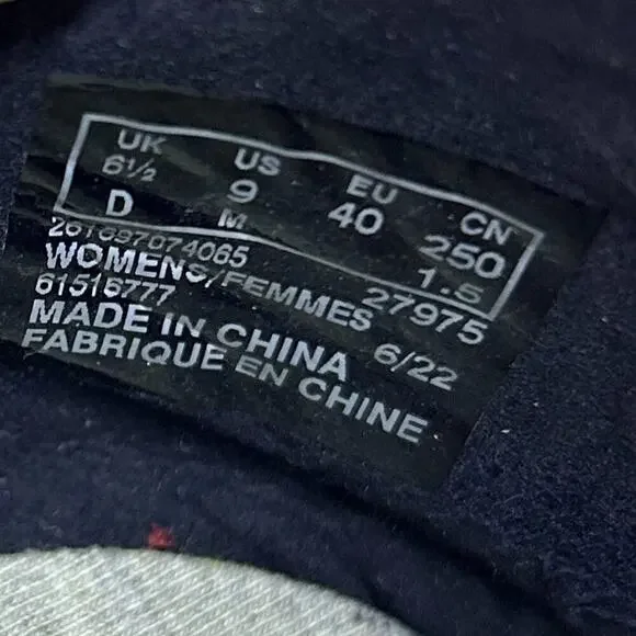 Clarks Navy Blue Lightweight Slip On Casual Knit Sneaker 9 - Picture 10 of 10